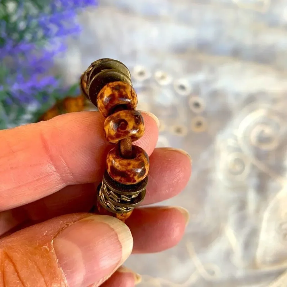 GORGEOUS VTG Solid Brass & Ceramic Bead Necklace